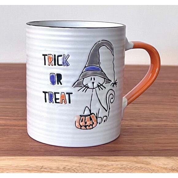Embossed "Trick or Treat" Halloween Cat with Witch's Hat Mug Cup - Picture 1 of 7